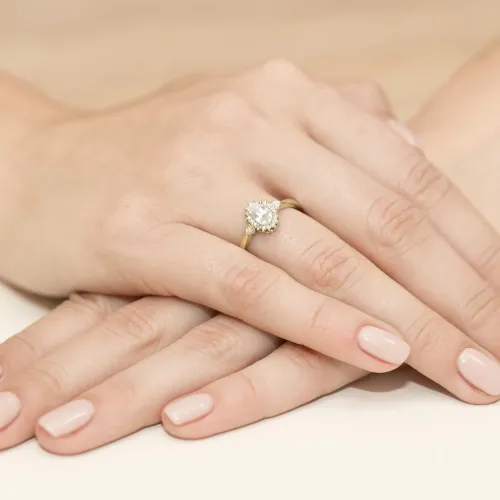 Pierścionek z diamentem laboratoryjnym 0,4ct - kamień główny W0312