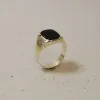 Złoty sygnet z onyksem SZ-1