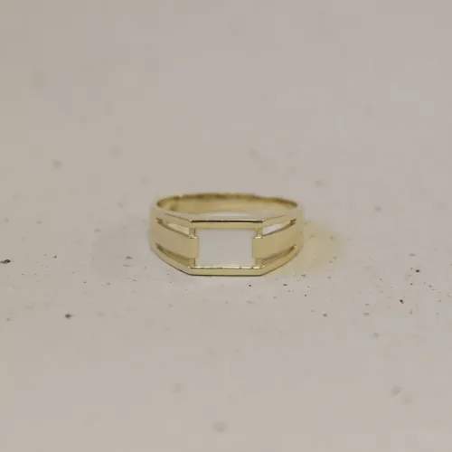 Złoty sygnet z masą perłową SZ-12