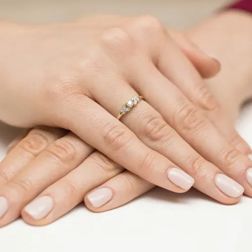 Złoty pierścionek z brylantami 0,12ct W0414