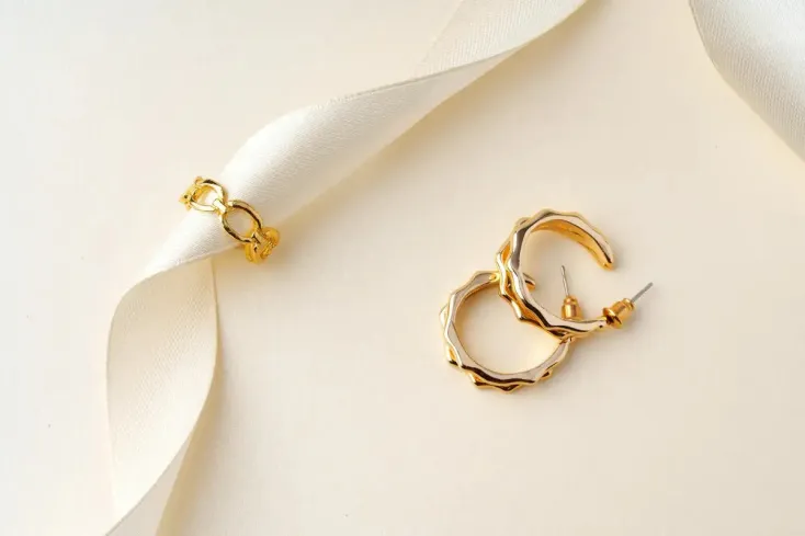 Biżuteria na zamówienie – wybór idealnych kolczyków